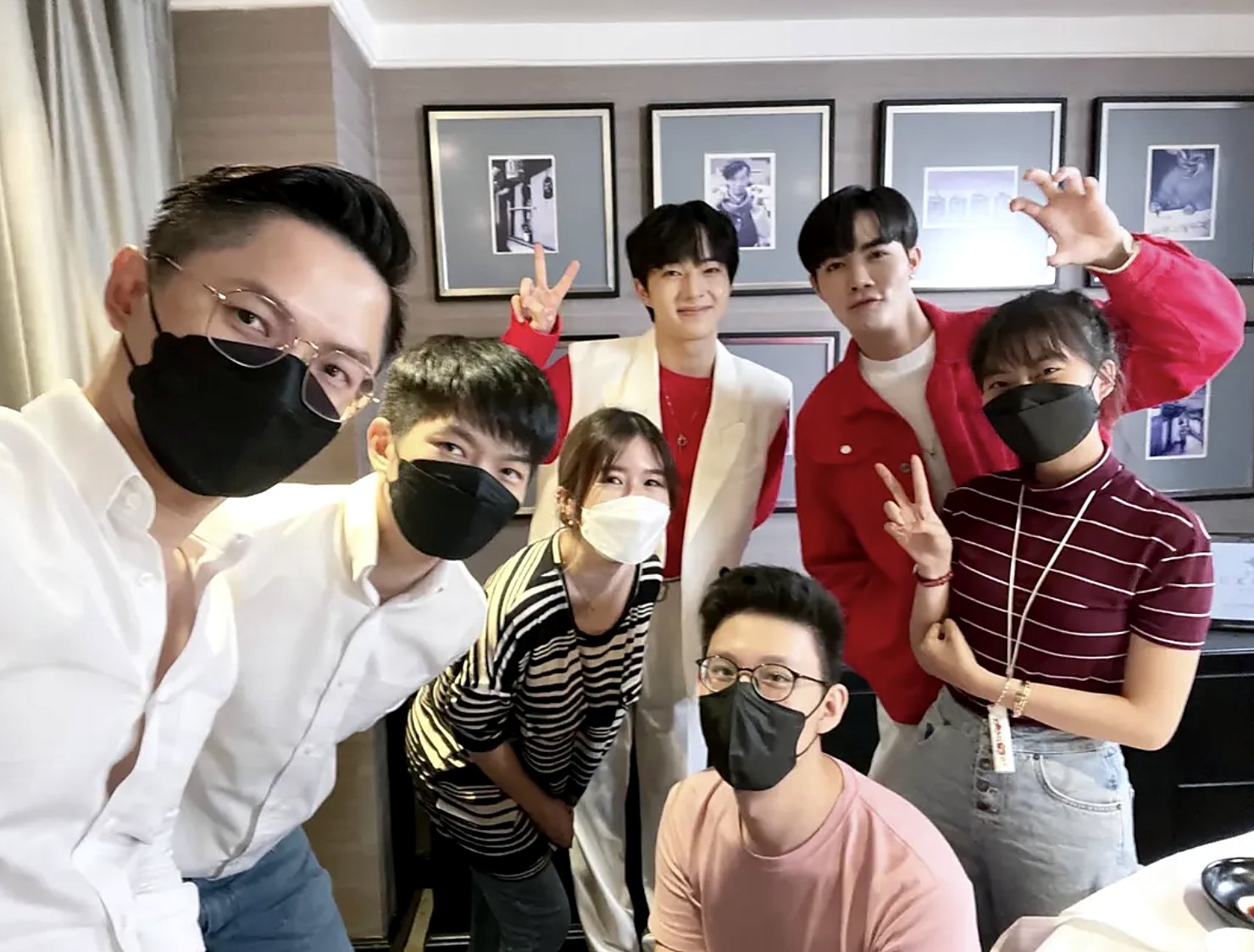 Thai actors Zee and NuNew with the Klick Digital team